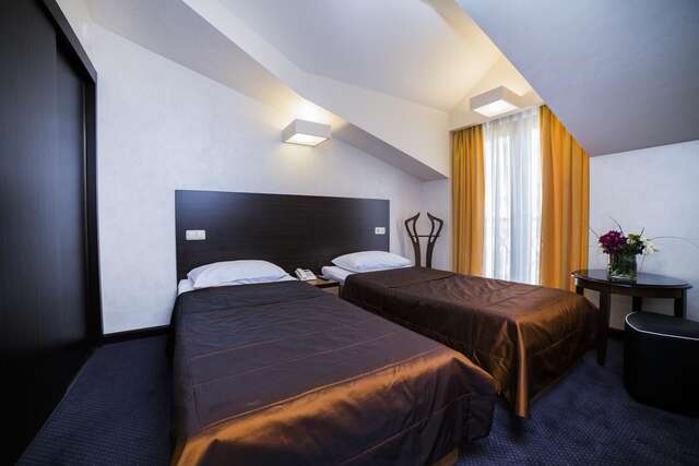 Отель Cascade Hotel Ереван-14