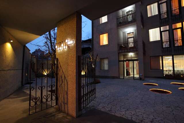 Отель Cascade Hotel Ереван-27